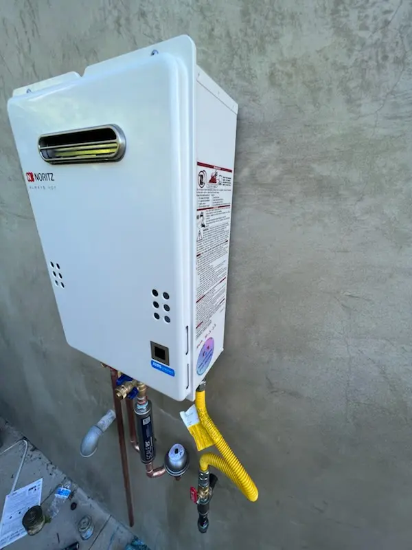 Tankless water heater installation for Winmore homes